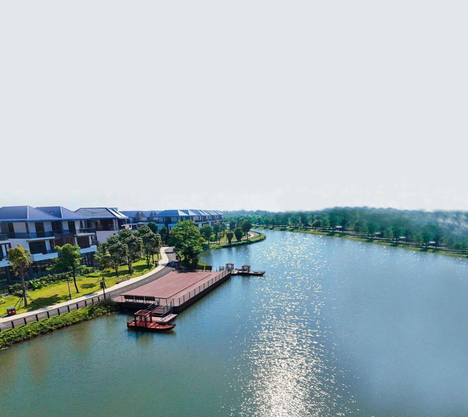 BĐS: Bán biệt thự vườn yên tĩnh